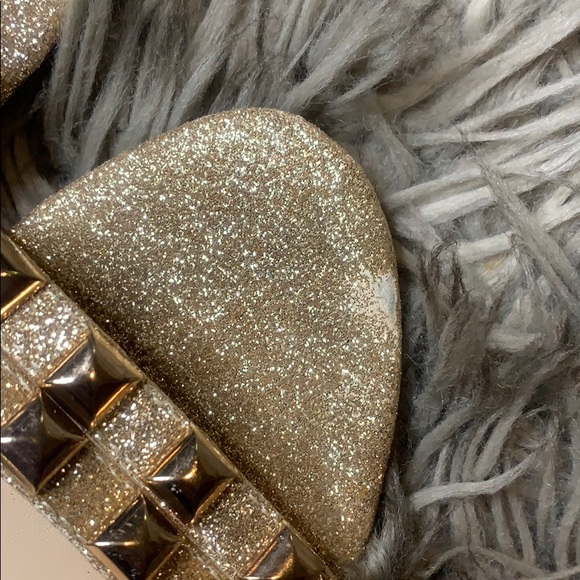 BCBGeneration Gold Heels - Picture 4 of 6